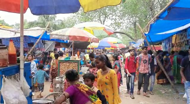 গঙ্গারামপুর শিববাড়ির বারুনী মেলা
