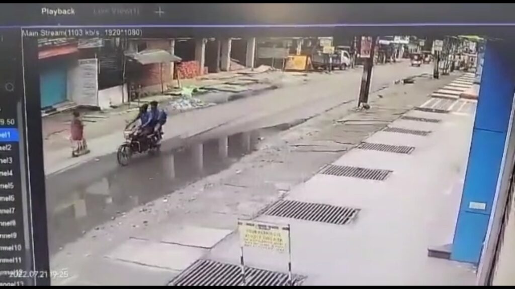 A female pedestrian is the victim of the motor bike's reckless speed