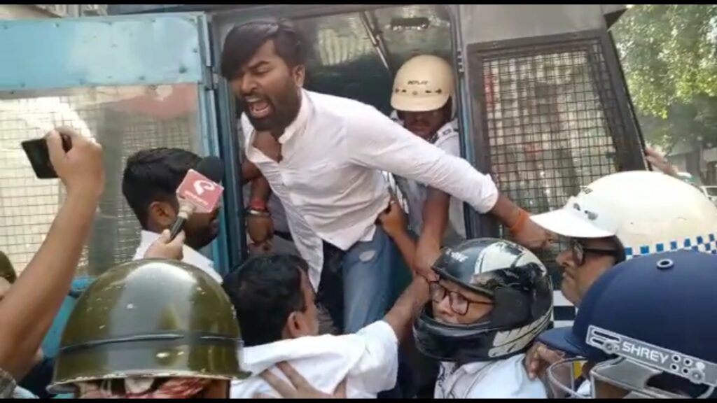 BJP's Yuva Morcha's Calcutta municipal campaign on dengue issue is in a frenzy