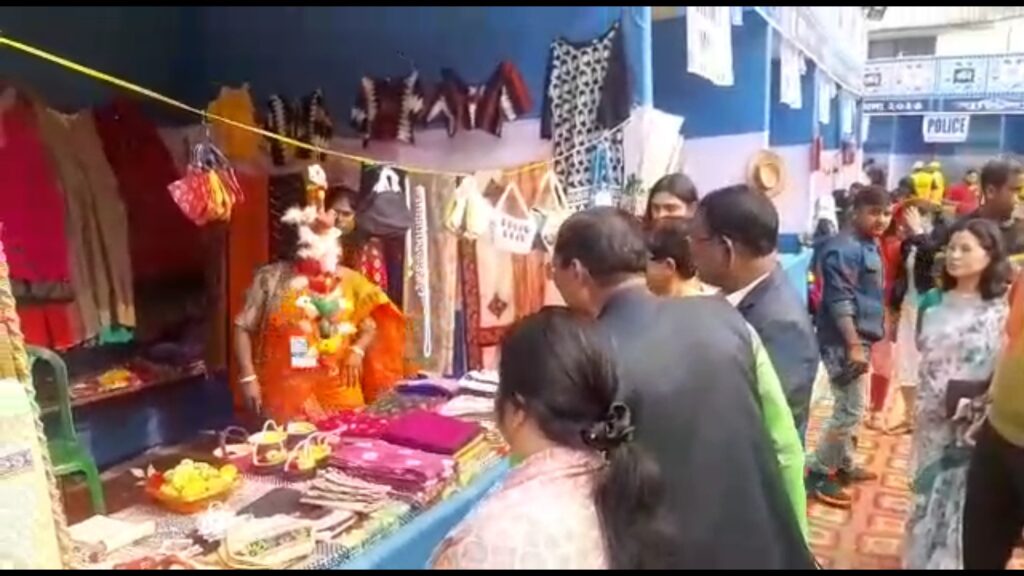Five-day Vapi district "Srishtishri" fair started in Jalpaiguri