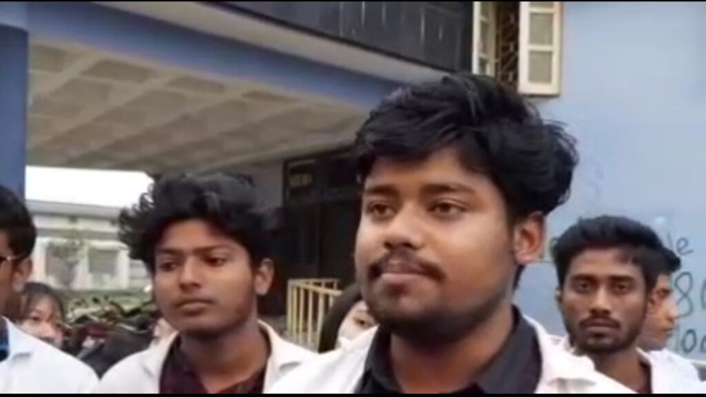 The Principal Secretary of the State Health Department heard about the problems of Jalpaiguri Pharmacy College
