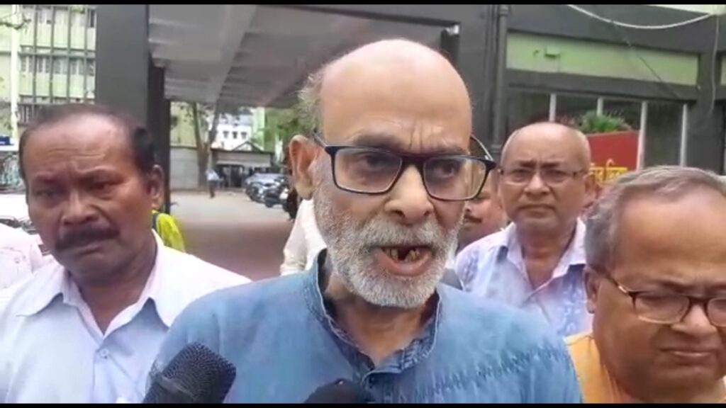 District Left Front demands a judicial inquiry into the unusual death of the couple