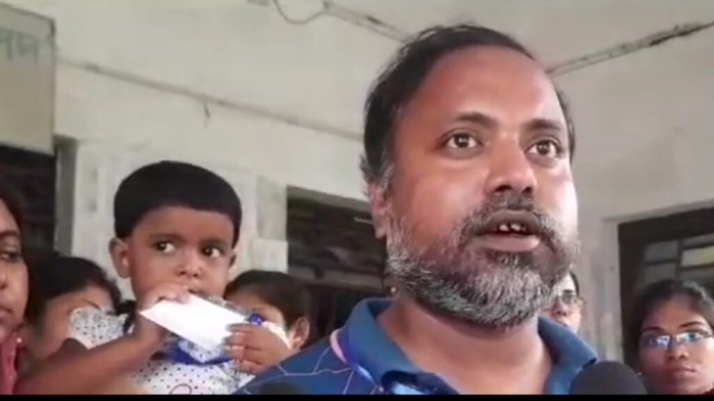 Application of primary teachers to demand transfer in their district