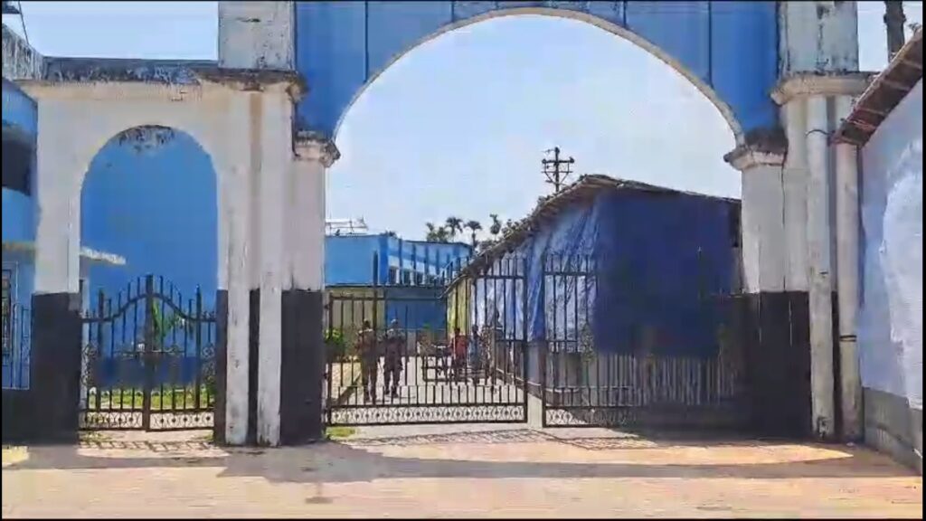 EVMs under tight security; Hopeful Trinamool candidate to win