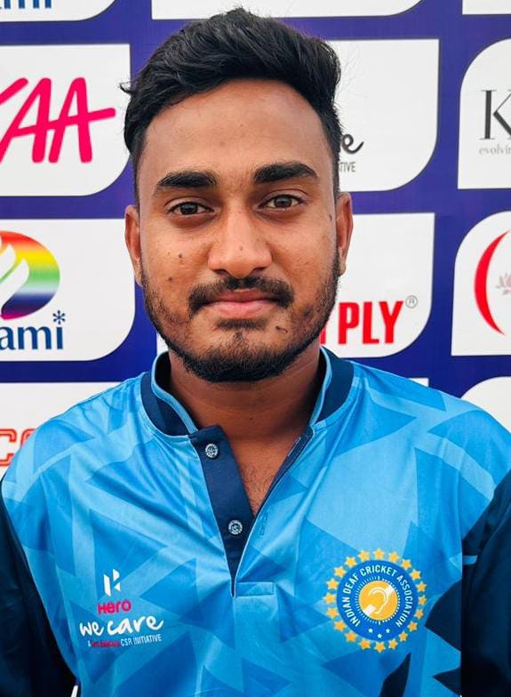 Jalpaiguri's Munna was called up to the Deaf Cricket World Cup team