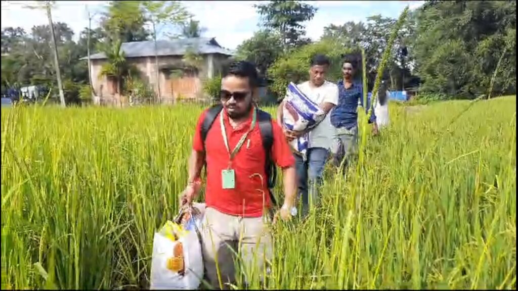 Voluntary organizations extended their helping hand to the needy families