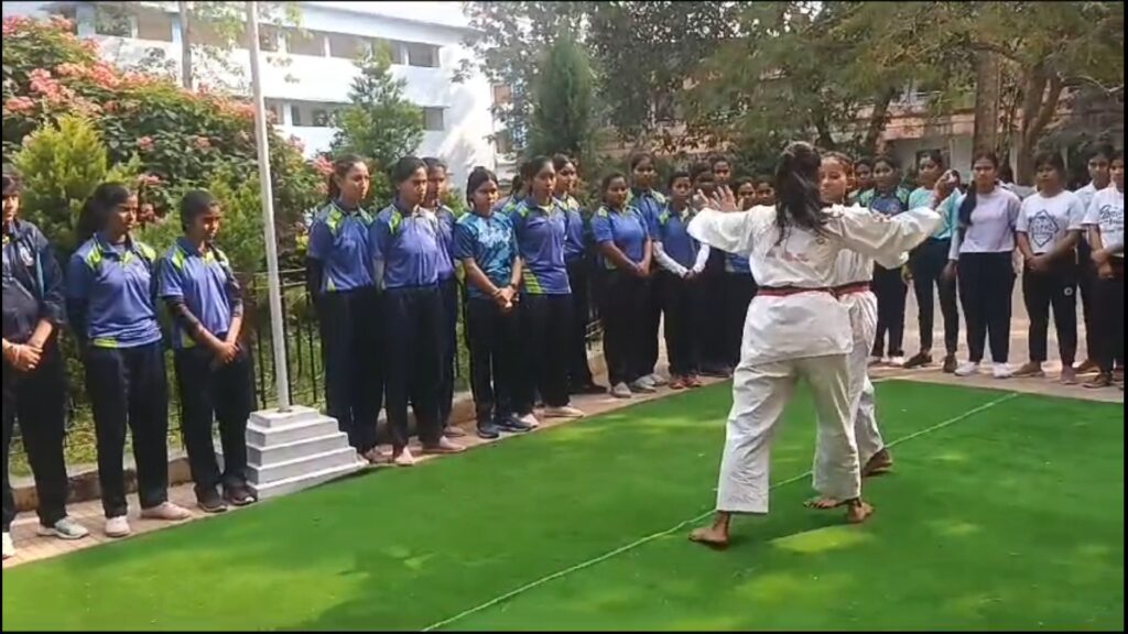 Fit India Week is being celebrated in Jalpaiguri