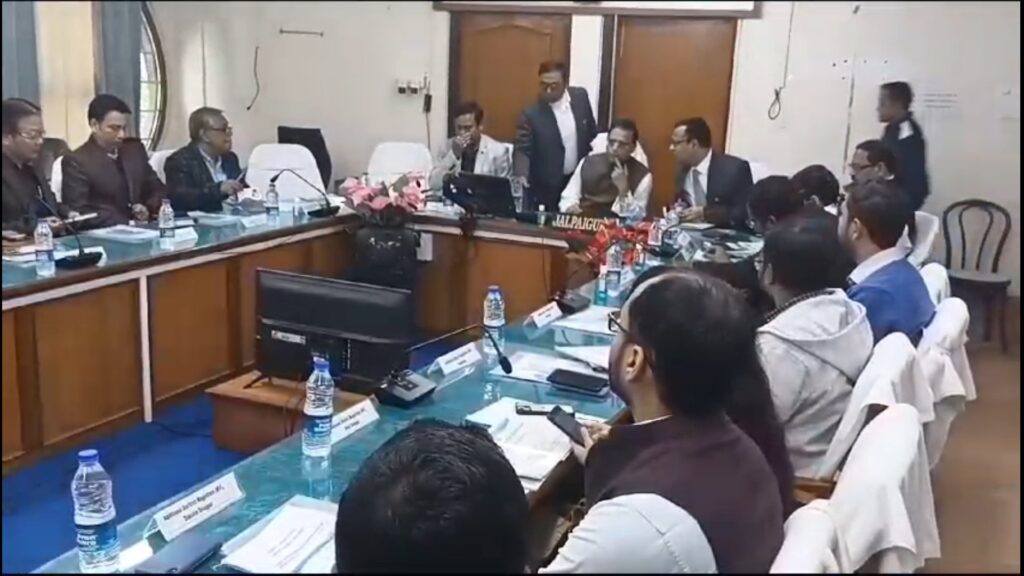 Fines will be 100 per cent waived off on deposit of vehicle tax arrears - State Transport Minister
