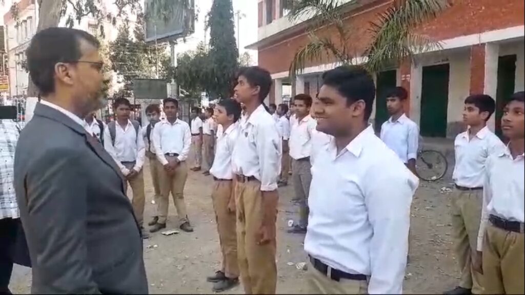 Judge's surprise visit to school; Call for reports