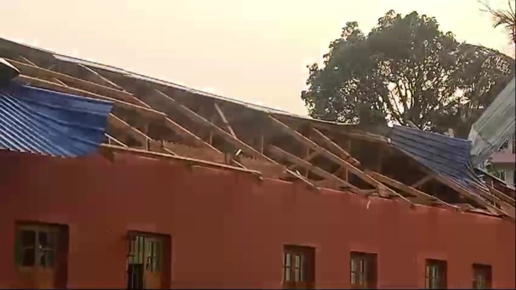 Jalpaiguri district school suffered a lot of damage in the Kalbaisakhi storm for a few minutes