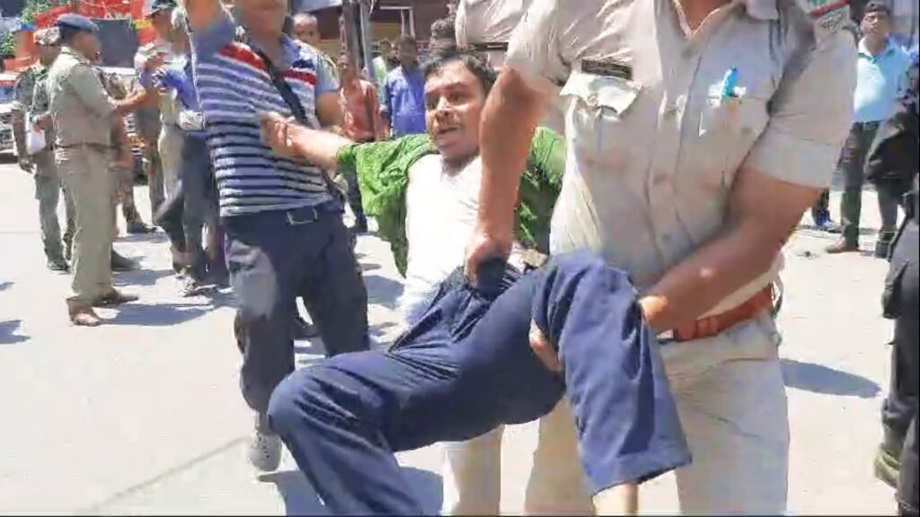 SUCI bandh supporters blocked judge's car in Jalpaiguri