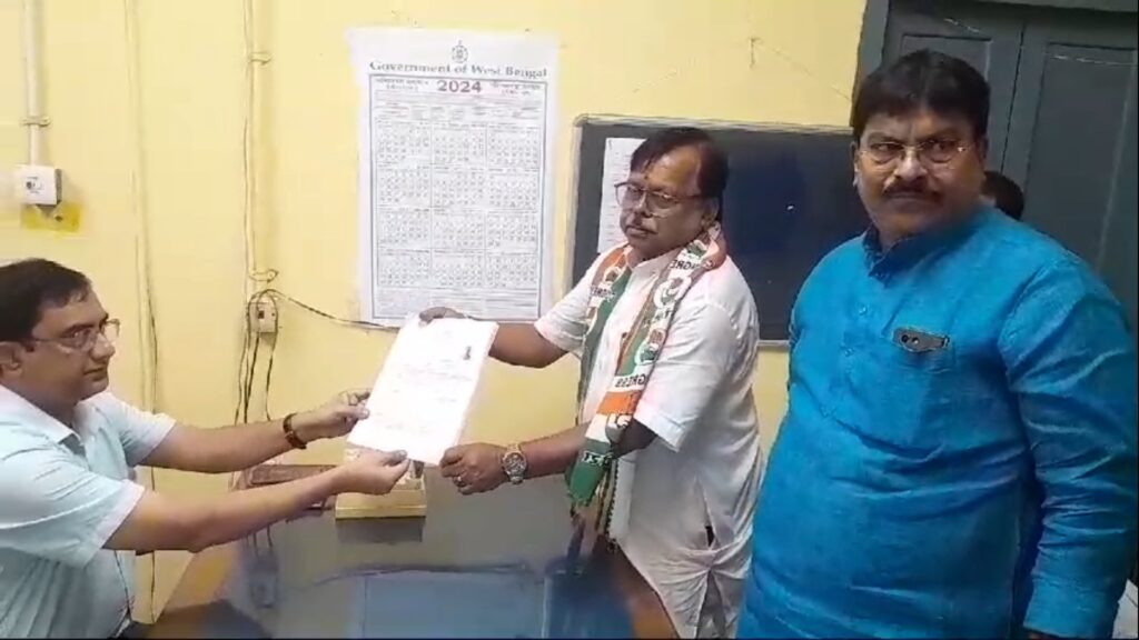 Trinamool claim of Congress candidate to win elections by using muscle; money power; administration