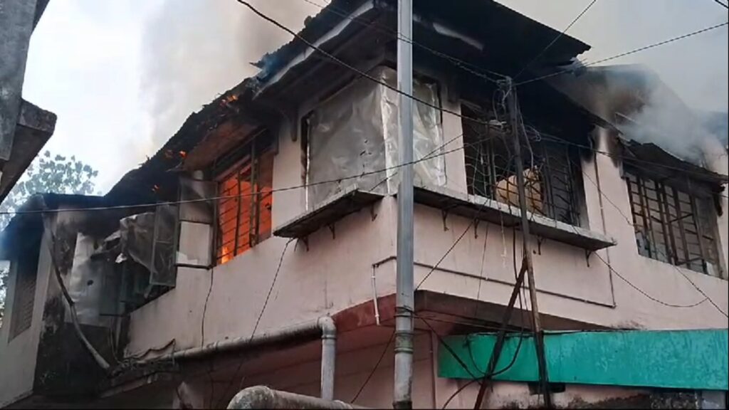 A terrible fire broke out in Hyderpara Siliguri