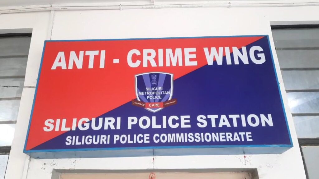 Local and foreign liquor recovered in police raid