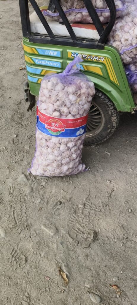 300 packets of Chinese garlic seized in SSB operation in Naxalbari