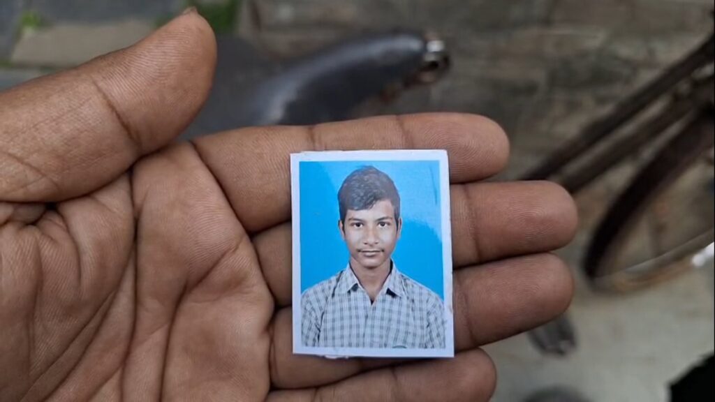 Madhyamik examinee commits suicide in Noapara