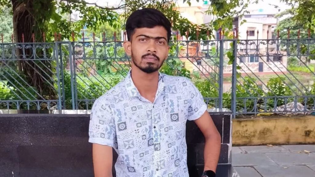 Mysterious death of young man in hotel room; girlfriend missing