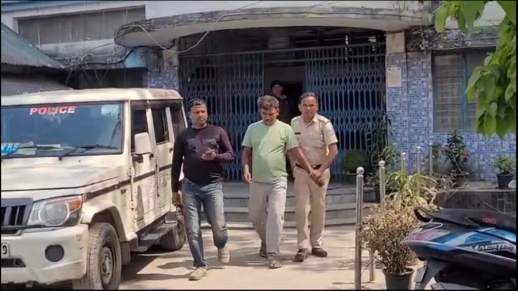 Police seize illegal stone-laden truck in Sevak Road raid; driver arrested