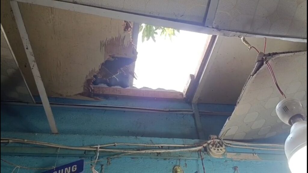 Another theft on ISKCON Road! Mobile shop roof cut off at night; traders in panic