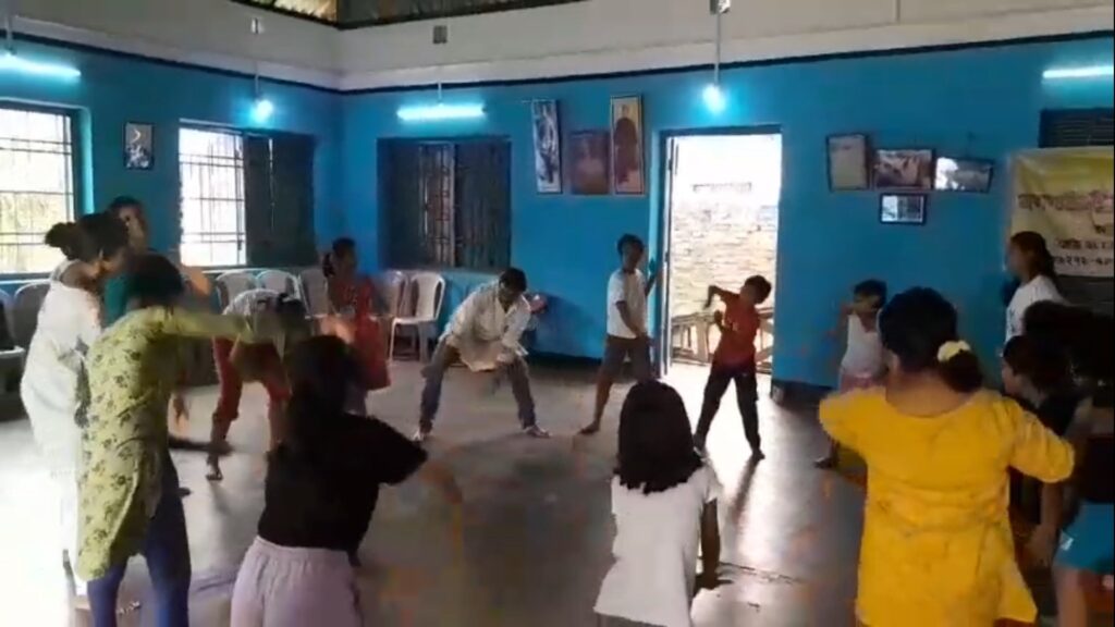 Theatre Workshop - Muktangan's three-day theatre workshop in Jalpaiguri