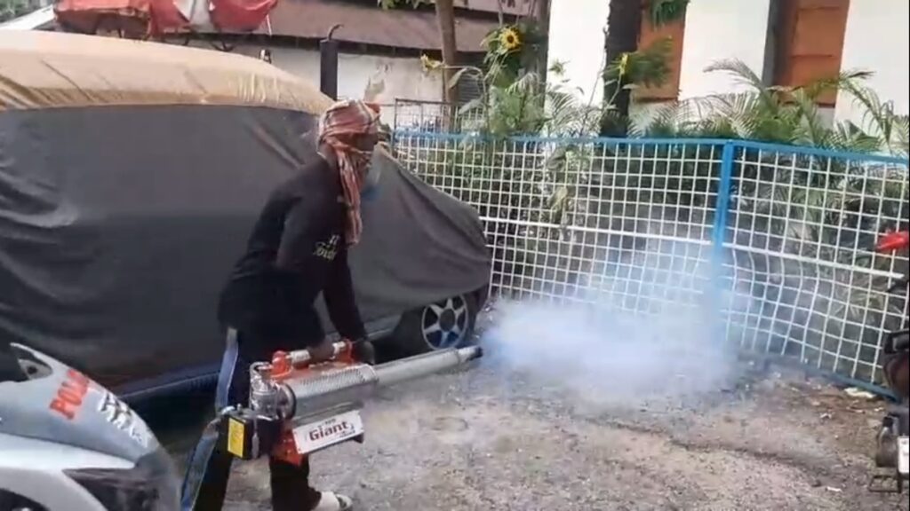 Jalpaiguri Municipality's awareness drive on the occasion of National Dengue Day; Fogging and spraying program in the city