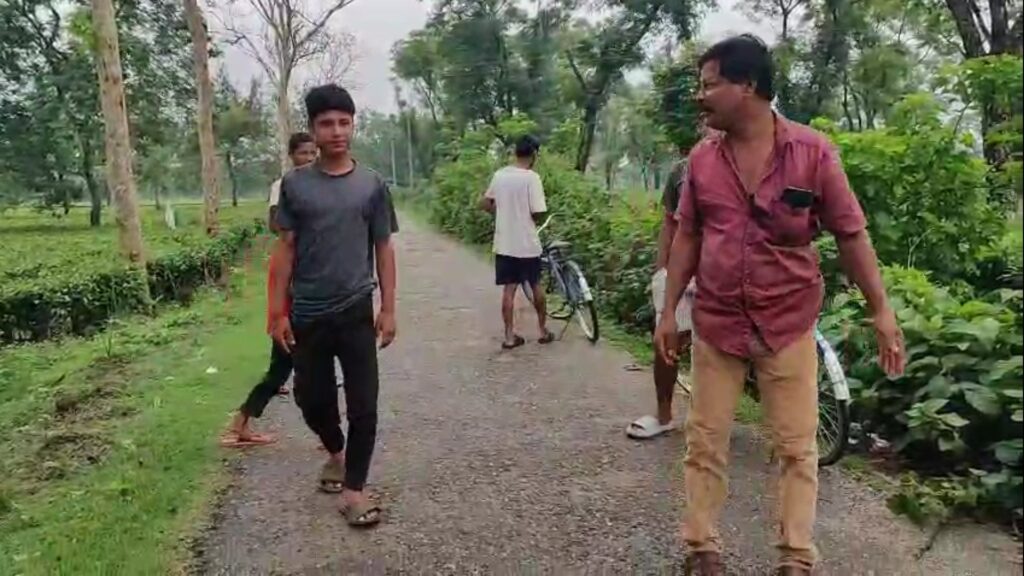 Mystery surrounds new shoes in multiple bags on the road of a village on the India-Bangladesh border!