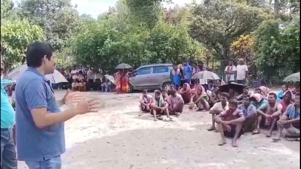 Voice of Justice: Northern Baganpara is bustling with gate meetings