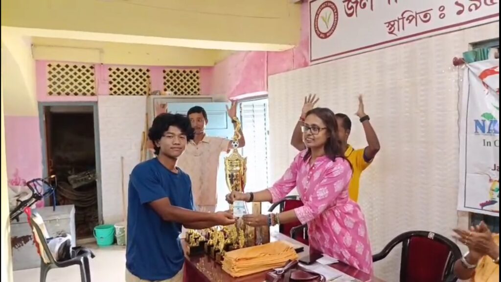 Jalpaiguri deaf players honored on National Sports Day